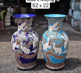 BÌNH HOA CHẤM KHẮC CÒ